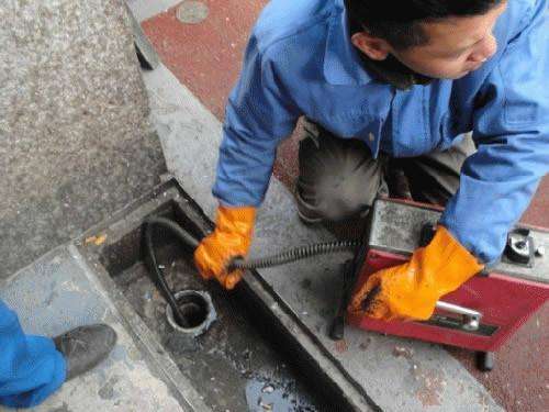 港口疏通下水道